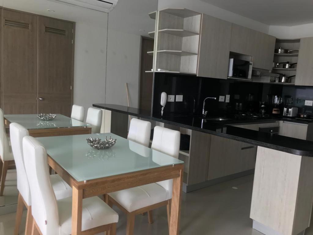 Lago Y Mar Apartamentos Cartagena Eksteriør billede